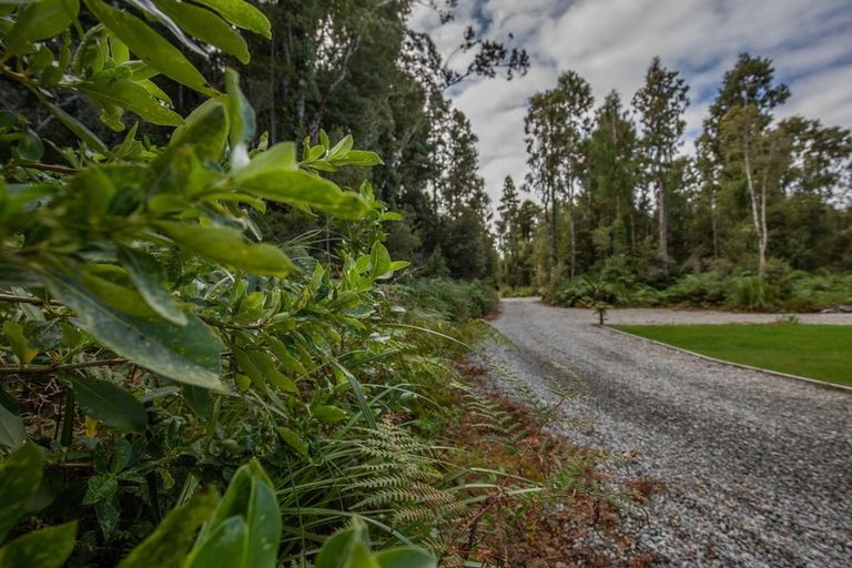 Photo of property in 1 Jackson Place, Kumara Junction, Hokitika, 7882