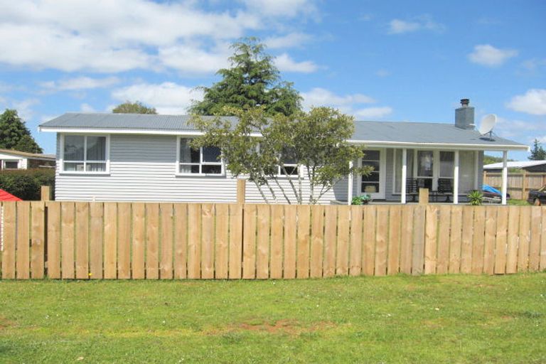 Photo of property in 14 Hongi Street, Kaikohe, 0405