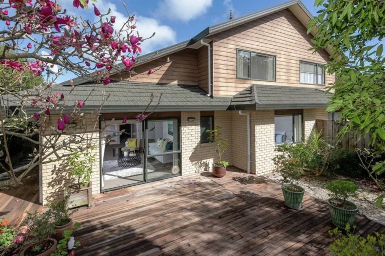 Photo of property in 49 Moore Street, Howick, Auckland, 2014