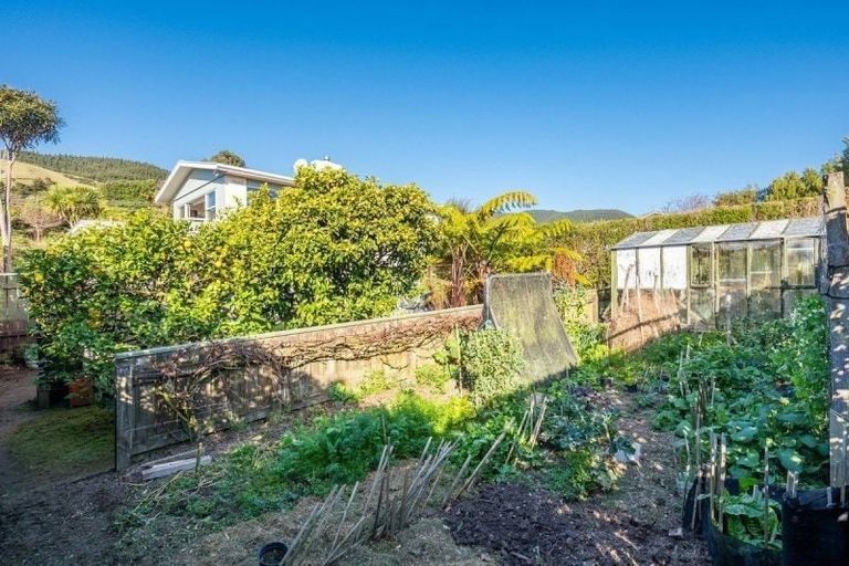 Photo of property in 106 Ruapehu Street, Paraparaumu, 5032