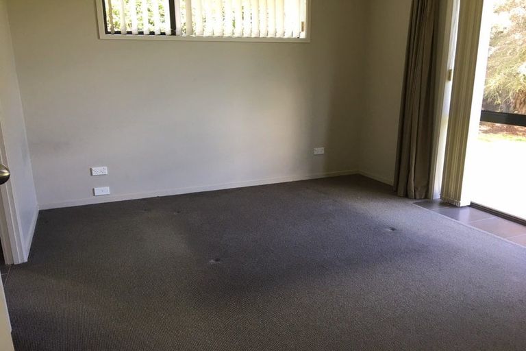 Photo of property in 32 Wiltshire Drive, Huntington, Hamilton, 3210