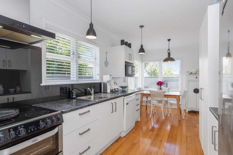 Photo of property in 600 Maunganui Road, Mount Maunganui, 3116