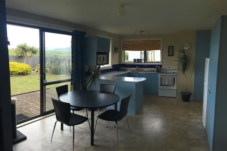 Photo of property in 71 Saint Heliers Crescent, Aranui, Christchurch, 8061