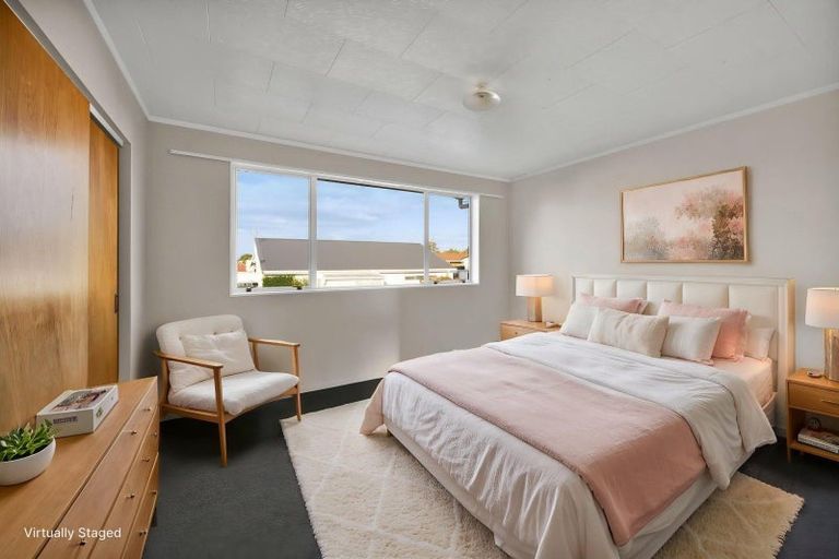 Photo of property in 141a Lemon Street, Strandon, New Plymouth, 4312