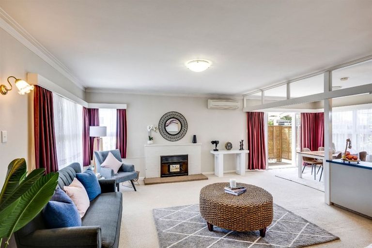 Photo of property in 123 Taradale Road, Onekawa, Napier, 4110
