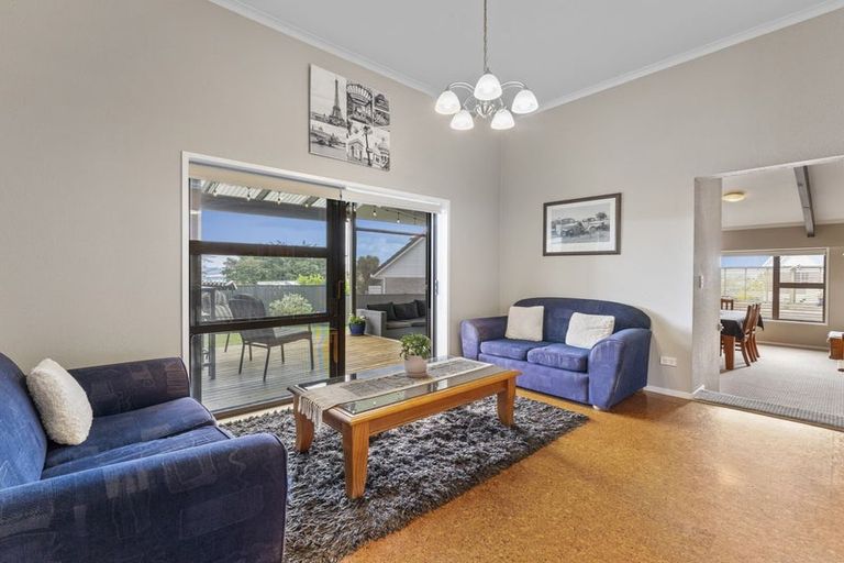 Photo of property in 10 Kapua Place, Taupo, 3330