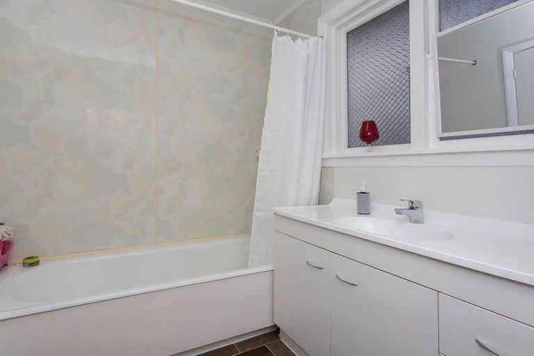 Photo of property in 1/3 Waters Street, Hoon Hay, Christchurch, 8025