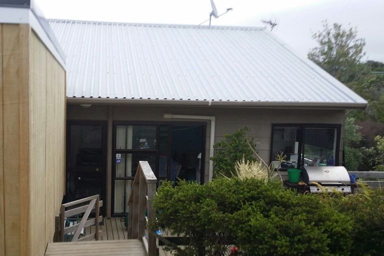 Photo of property in 1/32 Killarney Avenue, Torbay, Auckland, 0630