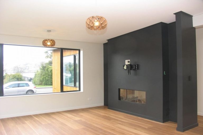 Photo of property in 164 Kent Street, Kingston, Athol, 9793