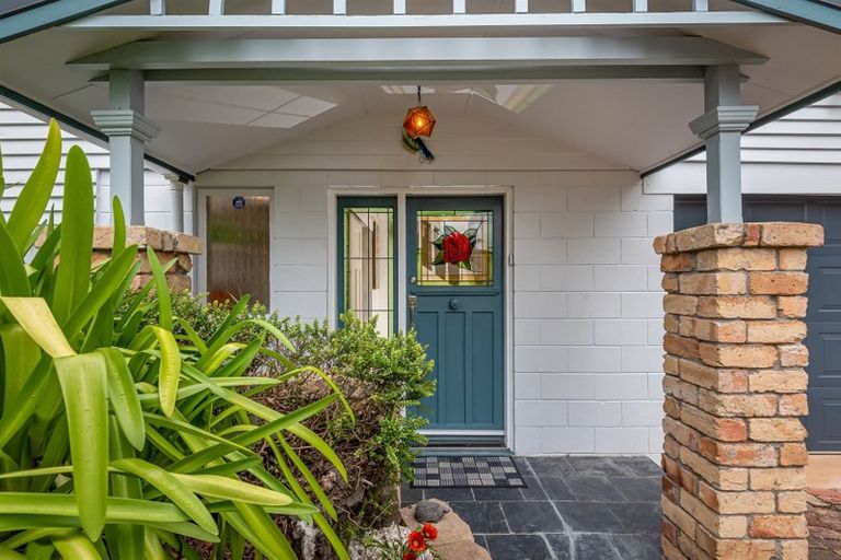 Photo of property in 4 Leigh Terrace, Bayview, Auckland, 0629