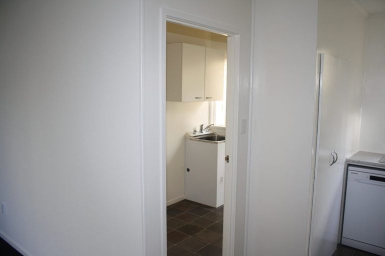 Photo of property in 2/119 Nile Road, Milford, Auckland, 0620