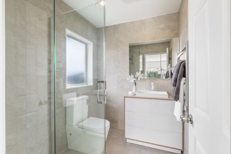 Photo of property in 26 Judd Place, Orewa, 0931