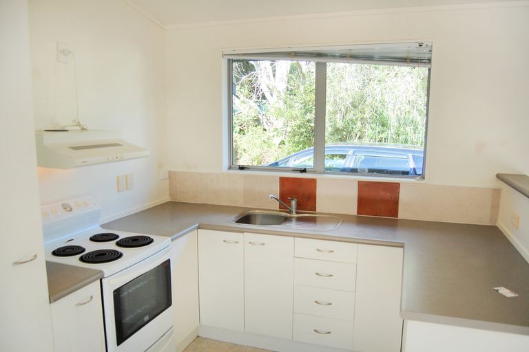 Photo of property in 23b Foster Crescent, Snells Beach, 0920