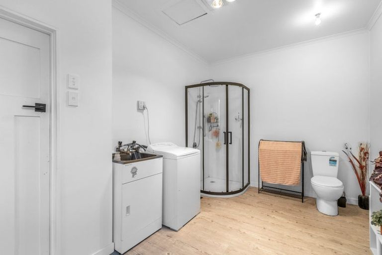 Photo of property in 27 Ferry Road, Edendale, 9825