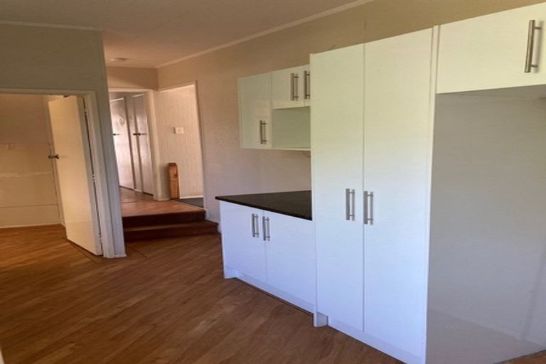 Photo of property in 3 Damian Way, Weymouth, Auckland, 2103