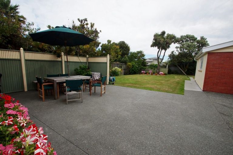 Photo of property in 46 Pine Avenue, New Brighton, Christchurch, 8061