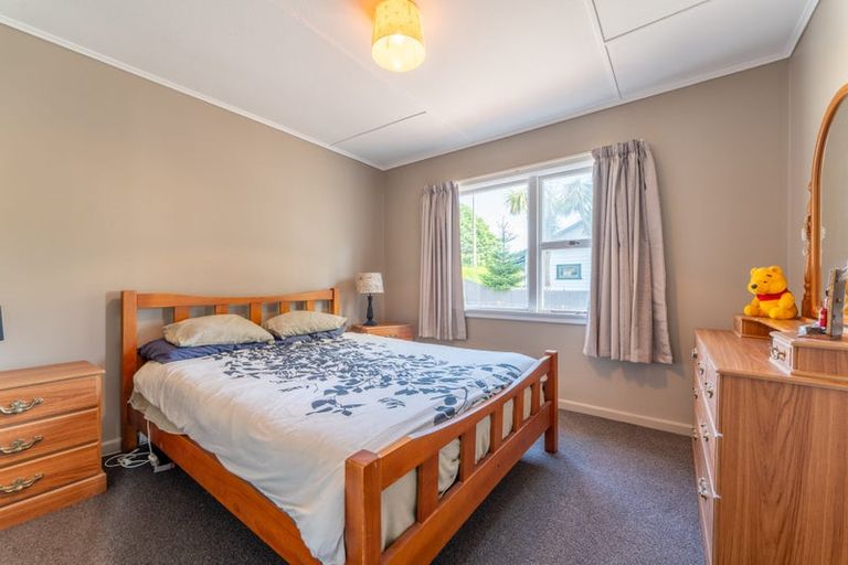 Photo of property in 221 Talbot Street, Geraldine, 7930