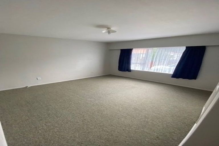 Photo of property in 8b Beauchamp Street, Tawa, Wellington, 5028