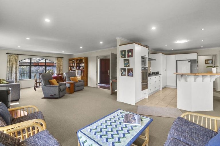 Photo of property in 11 Pelorus Place, Redwoodtown, Blenheim, 7201