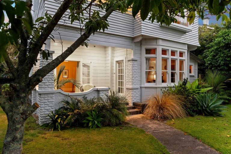 Photo of property in 60 Clifford Street, Whataupoko, Gisborne, 4010