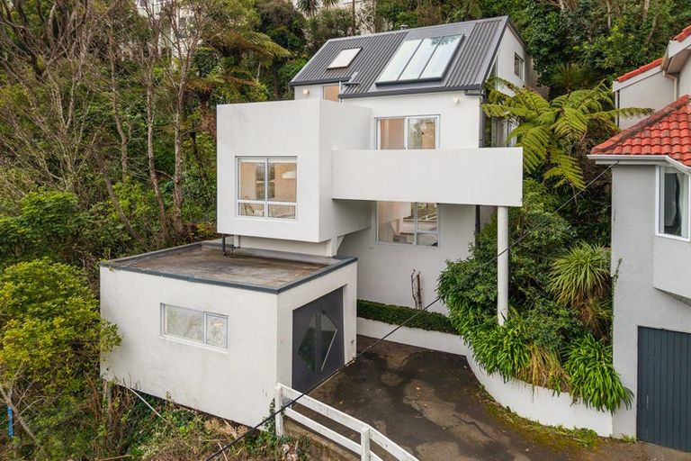 Photo of property in 3 Springfield Terrace, Kelburn, Wellington, 6012