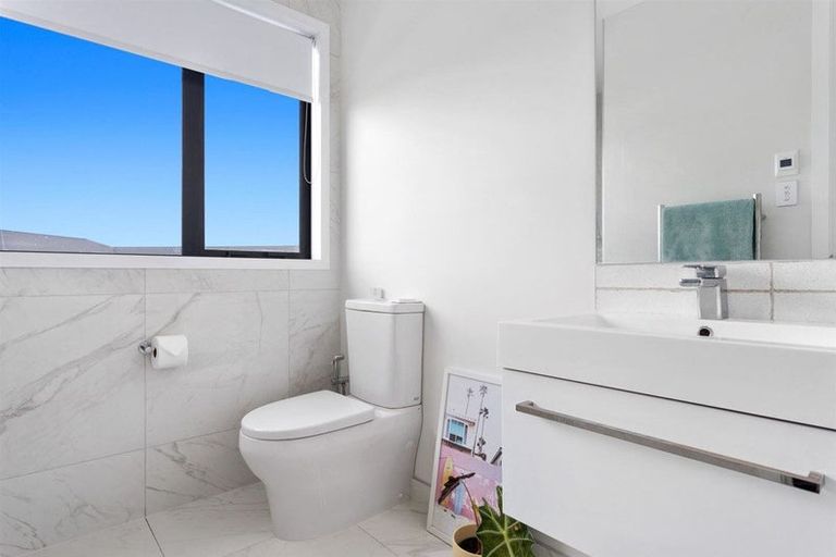 Photo of property in 16 Piripai Rise, Coastlands, Whakatane, 3120