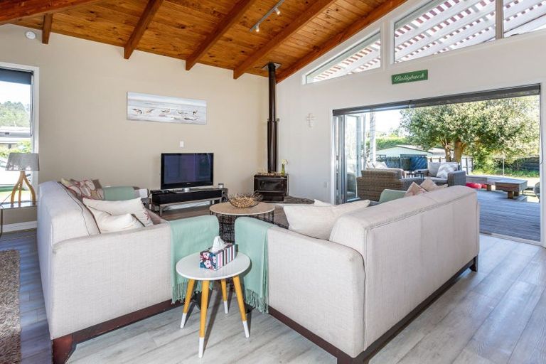 Photo of property in 115 Rangi Avenue, Whangamata, 3620