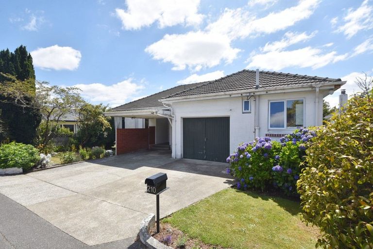 Photo of property in 210 Centre Street, Heidelberg, Invercargill, 9812