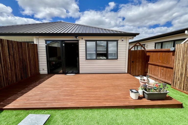 Photo of property in 11b Tributary Parade, Karaka, Papakura, 2113