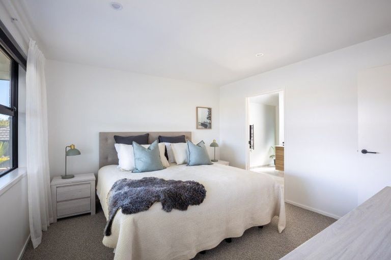 Photo of property in 10 Pa Tuna Lane, Hurdon, New Plymouth, 4310