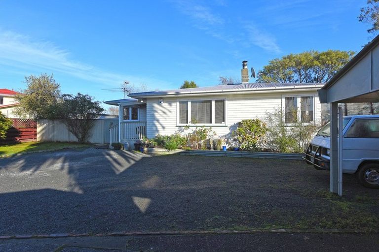 Photo of property in 27 Clouston Park Road, Clouston Park, Upper Hutt, 5018