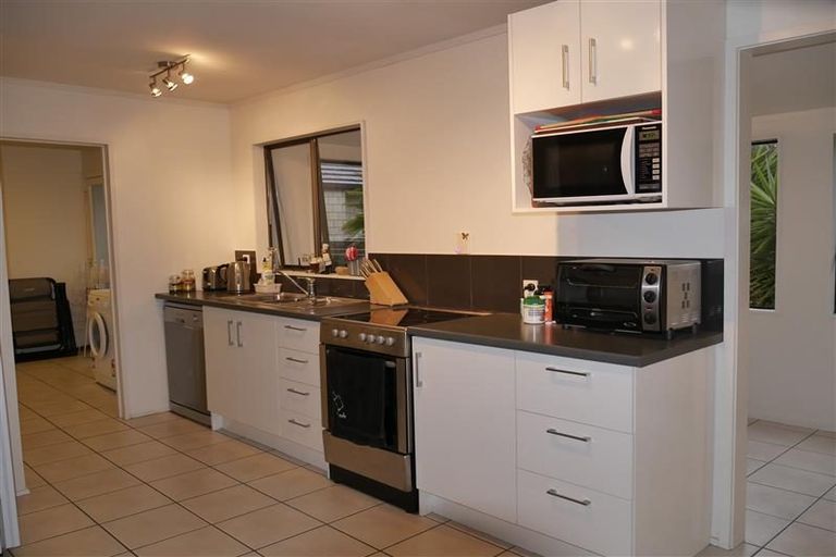 Photo of property in 35 Western Hills Drive, Kensington, Whangarei, 0112