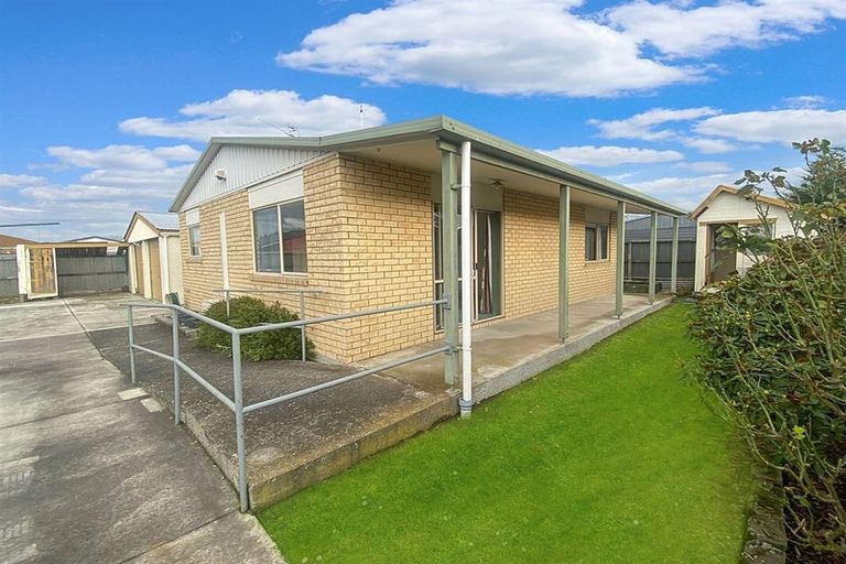 Photo of property in 5 Fulham Street, Islington, Christchurch, 8042