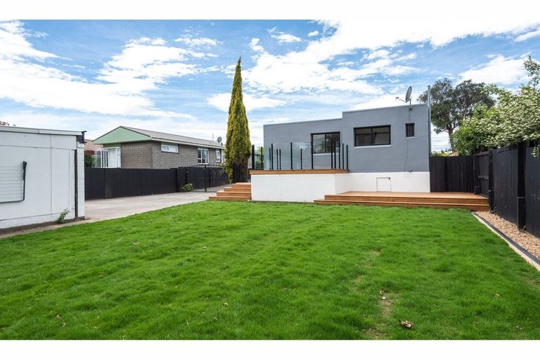 Photo of property in 335 Hills Road, Mairehau, Christchurch, 8013