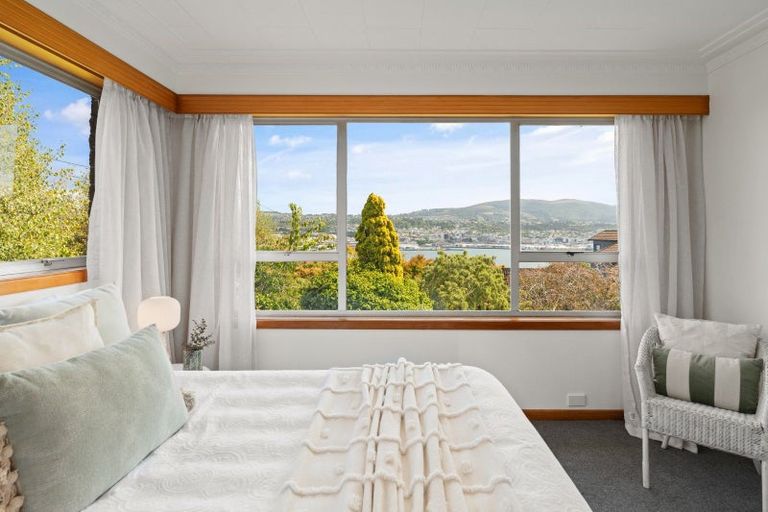 Photo of property in 50 Glendevon Place, Vauxhall, Dunedin, 9013