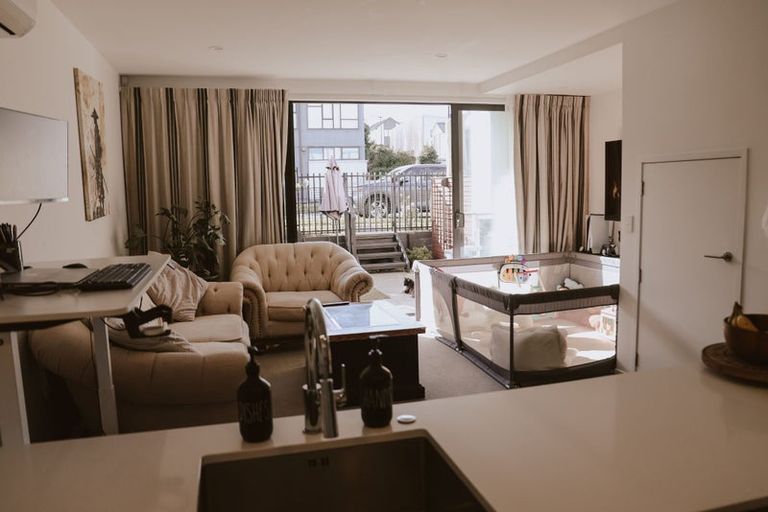 Photo of property in 15 Gateway Avenue, Beachlands, Auckland, 2018