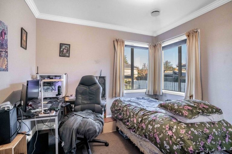 Photo of property in 1 Queen Street, Otautau, 9610