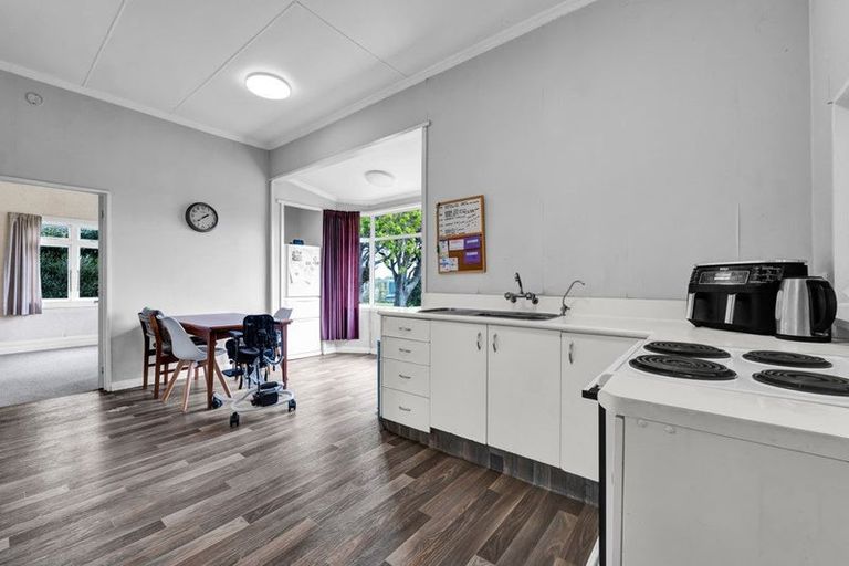 Photo of property in 9 Kaipi Street, Manaia, 4612