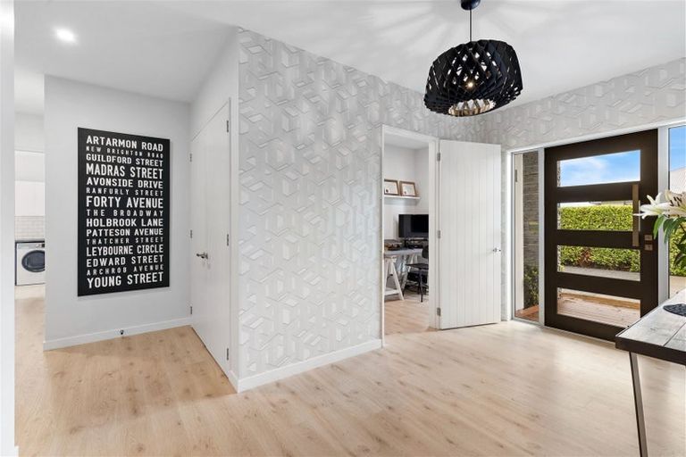 Photo of property in 5 Archrob Avenue, Prebbleton, 7604