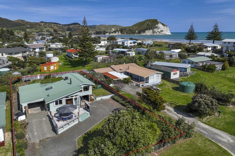 Photo of property in 10 Kuku Avenue, Mahia, Nuhaka, 4198