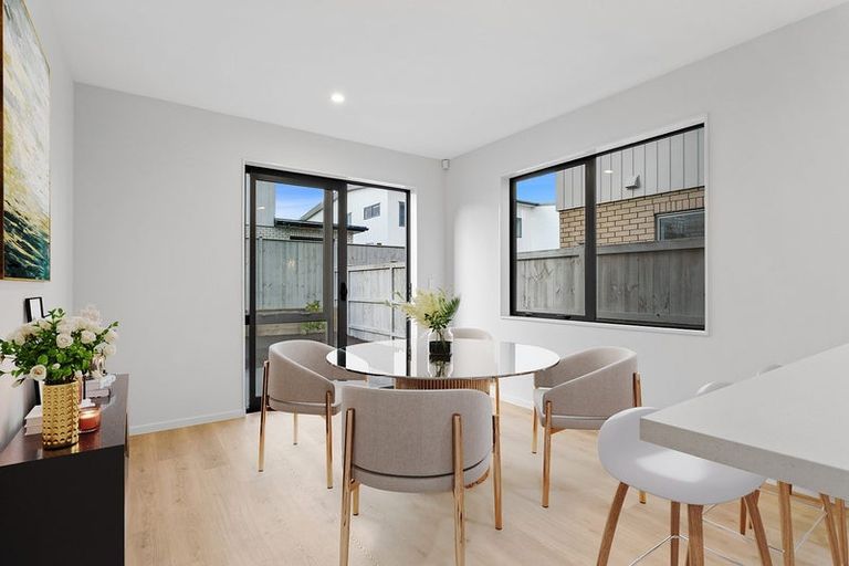 Photo of property in 13 Nuku Place, Manurewa, Auckland, 2102