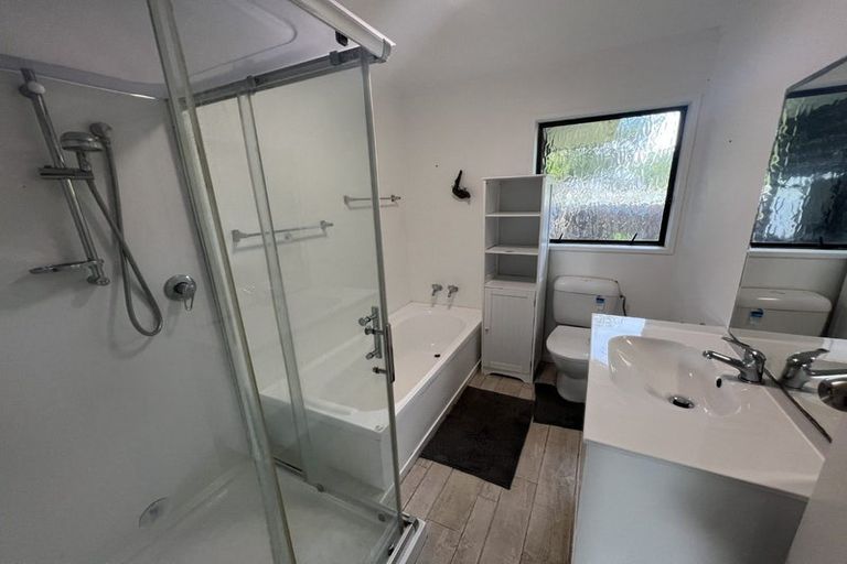 Photo of property in 11a Toi Street, Otaki Beach, Otaki, 5512