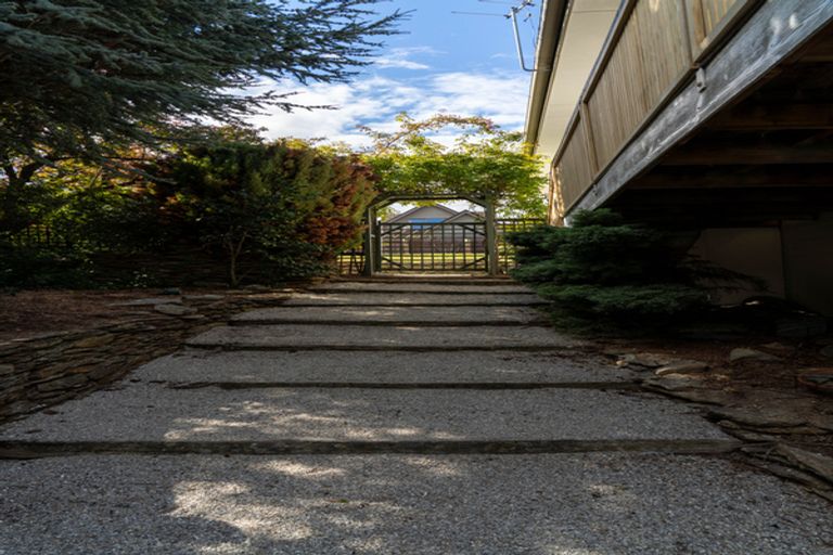 Photo of property in 82 Newcastle Street, Clyde, 9330