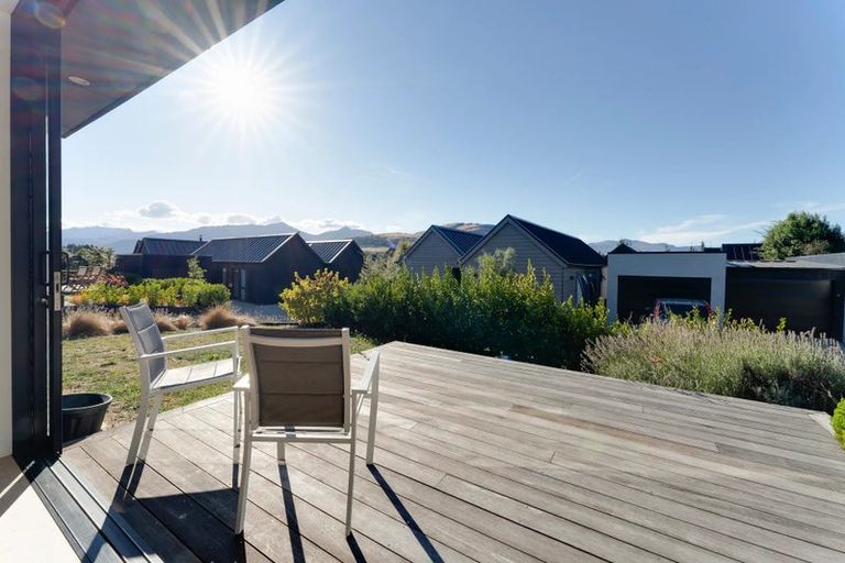 Photo of property in 3 Parera Lane, Jacks Point, Queenstown, 9371