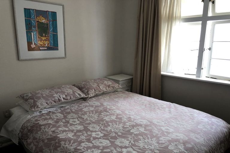 Photo of property in 11-19 Wellington Street, Picton, 7220