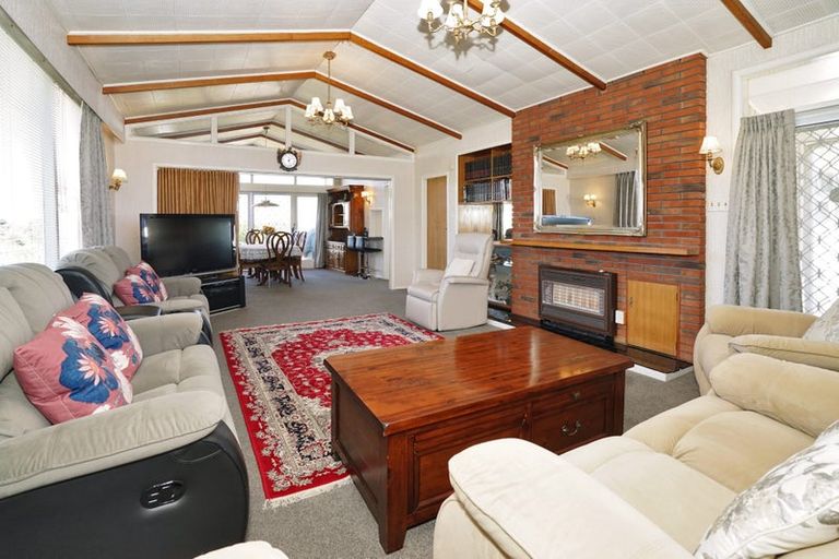 Photo of property in 49 Forest Lake Road, Maeroa, Hamilton, 3200