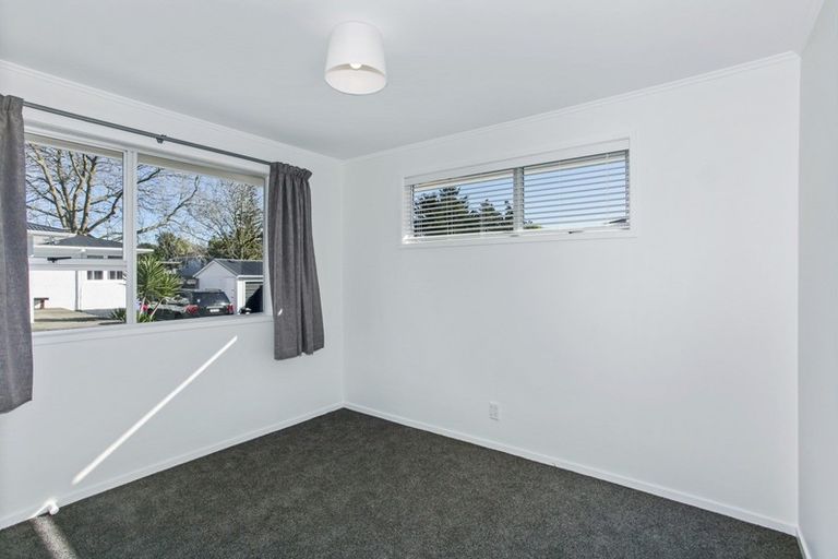 Photo of property in 30a Birdwood Road, Swanson, Auckland, 0612