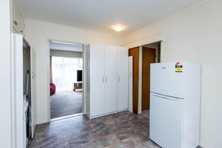 Photo of property in 9b Haylock Grove, Totara Park, Upper Hutt, 5018