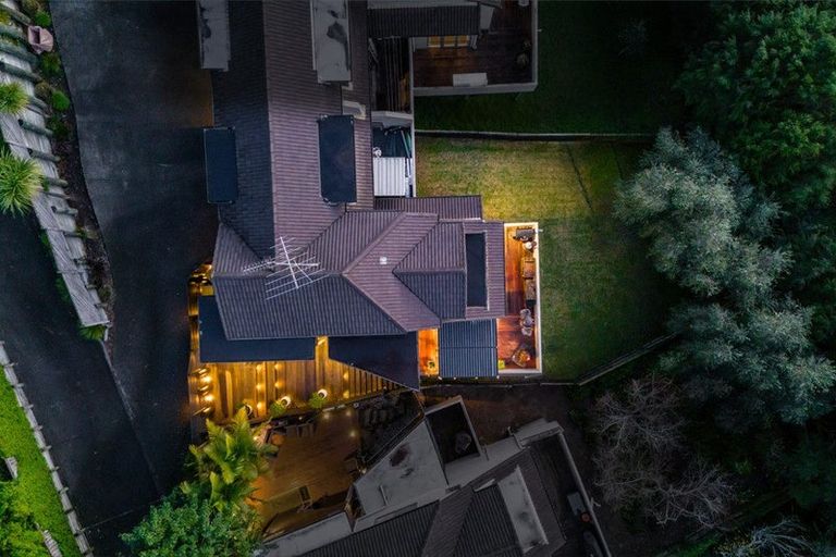 Photo of property in 11/19 Langana Avenue, Browns Bay, Auckland, 0630