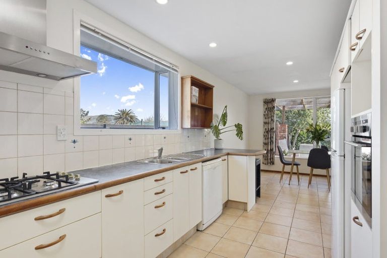 Photo of property in 464 Marine Parade, South New Brighton, Christchurch, 8062